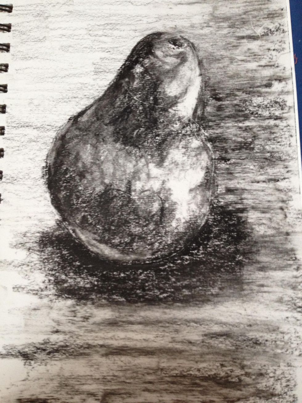 How to use charcoal to draw a pear B+C Guides