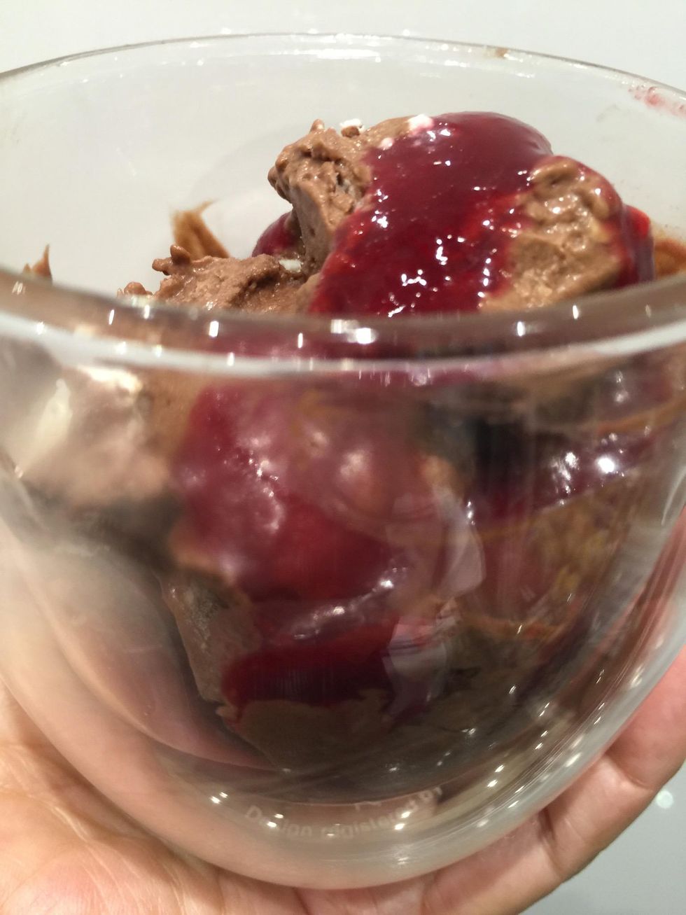 How to make chocolate icecream in only 10 minutes (no icecream maker