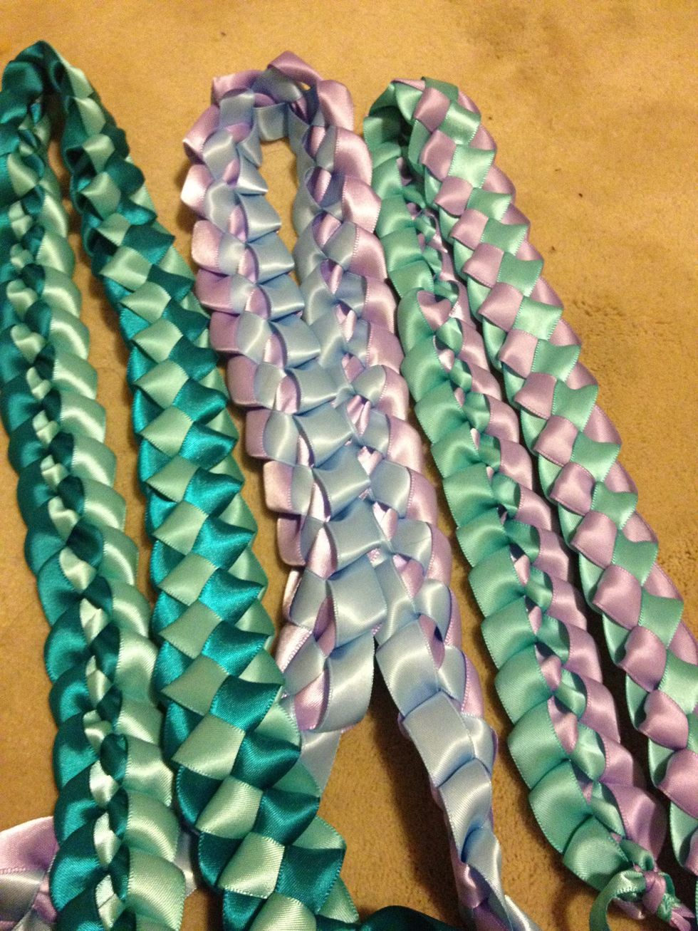 Obsessed With Leis? Learn How To Make Lei With Ribbon In Under 30 Minutes! - we90t0k