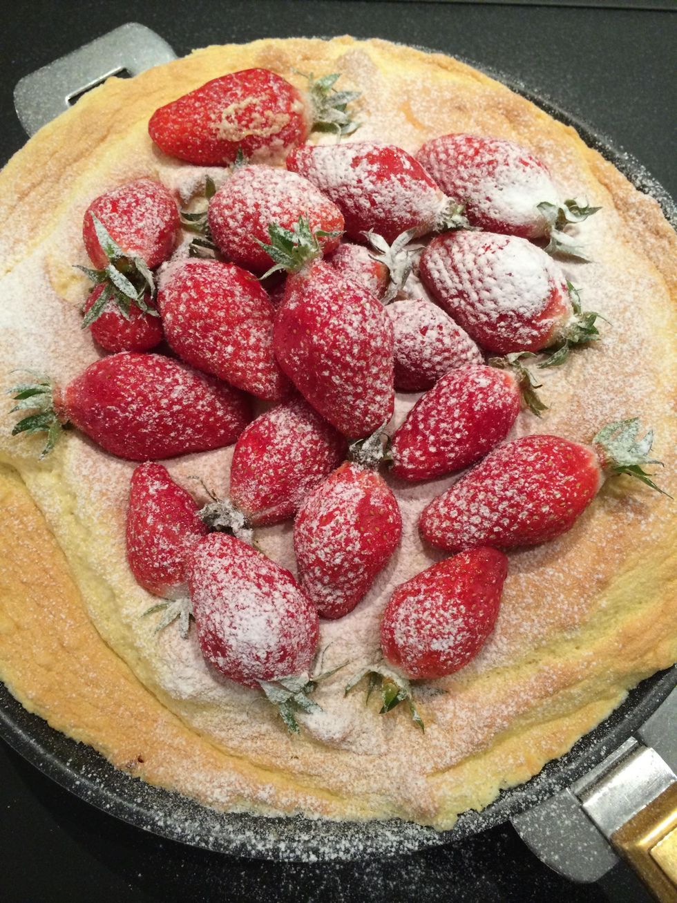 How to strawberries omelette soufflé 🇫🇷 B+C Guides
