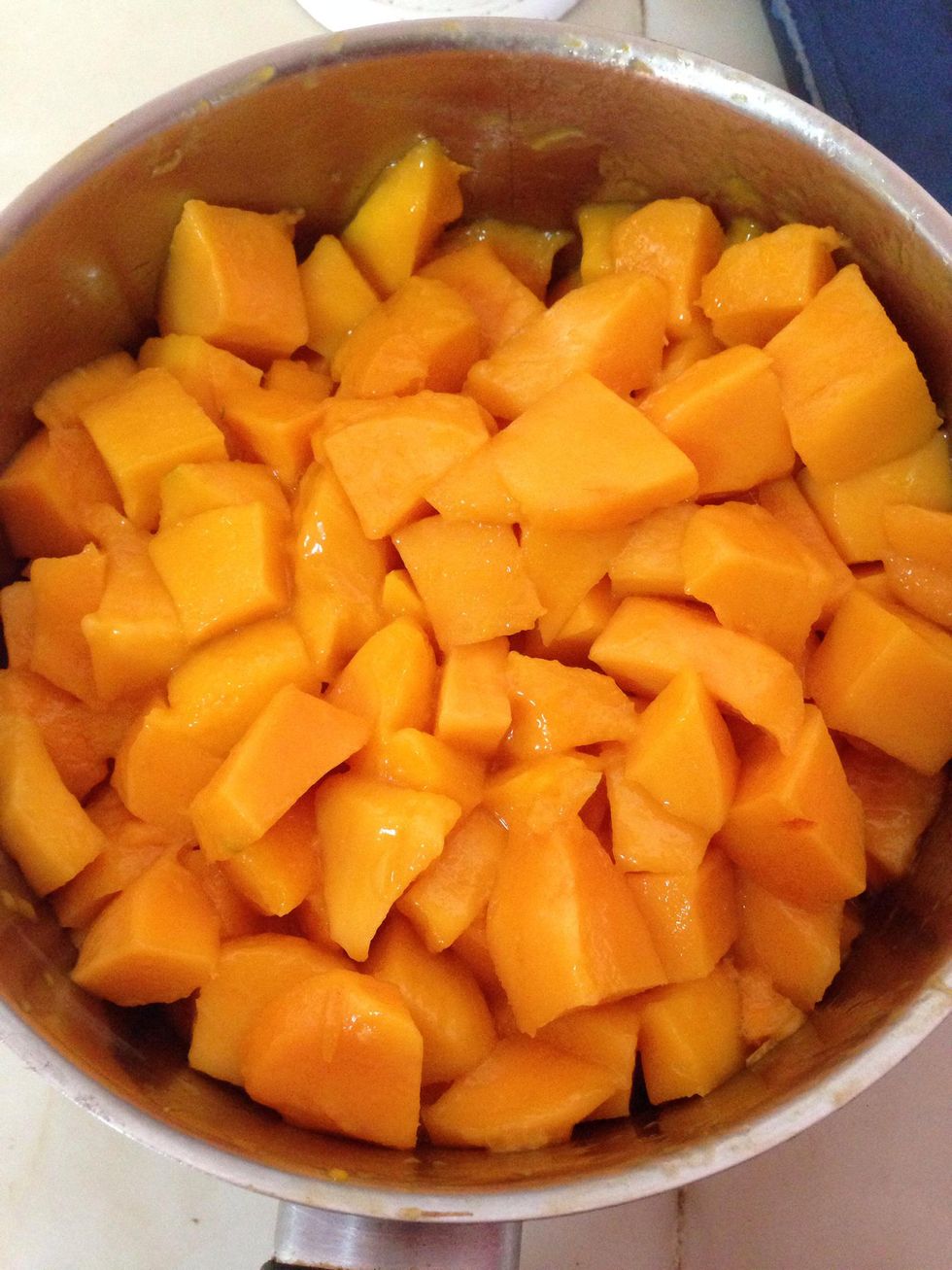 How to cook mango compote B+C Guides