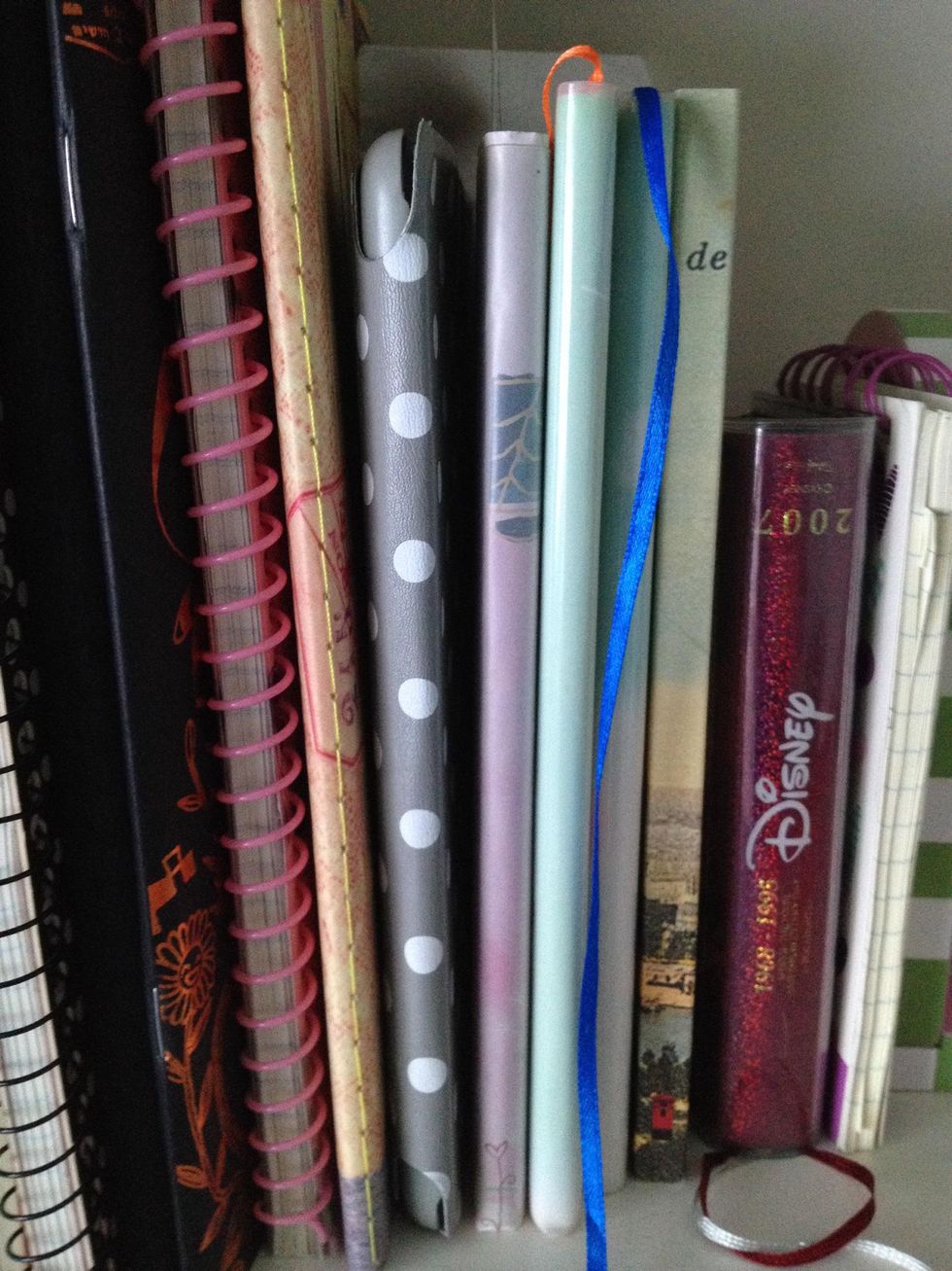 How to hide things in your room B+C Guides