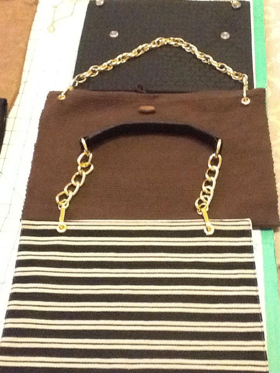 How to make a handbag from a placemat B+C Guides