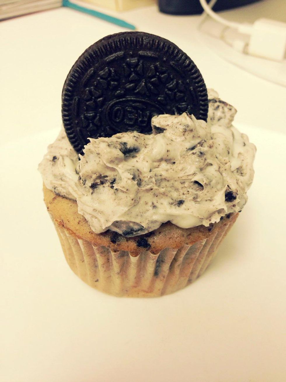 How to make super easy oreo frosting B+C Guides