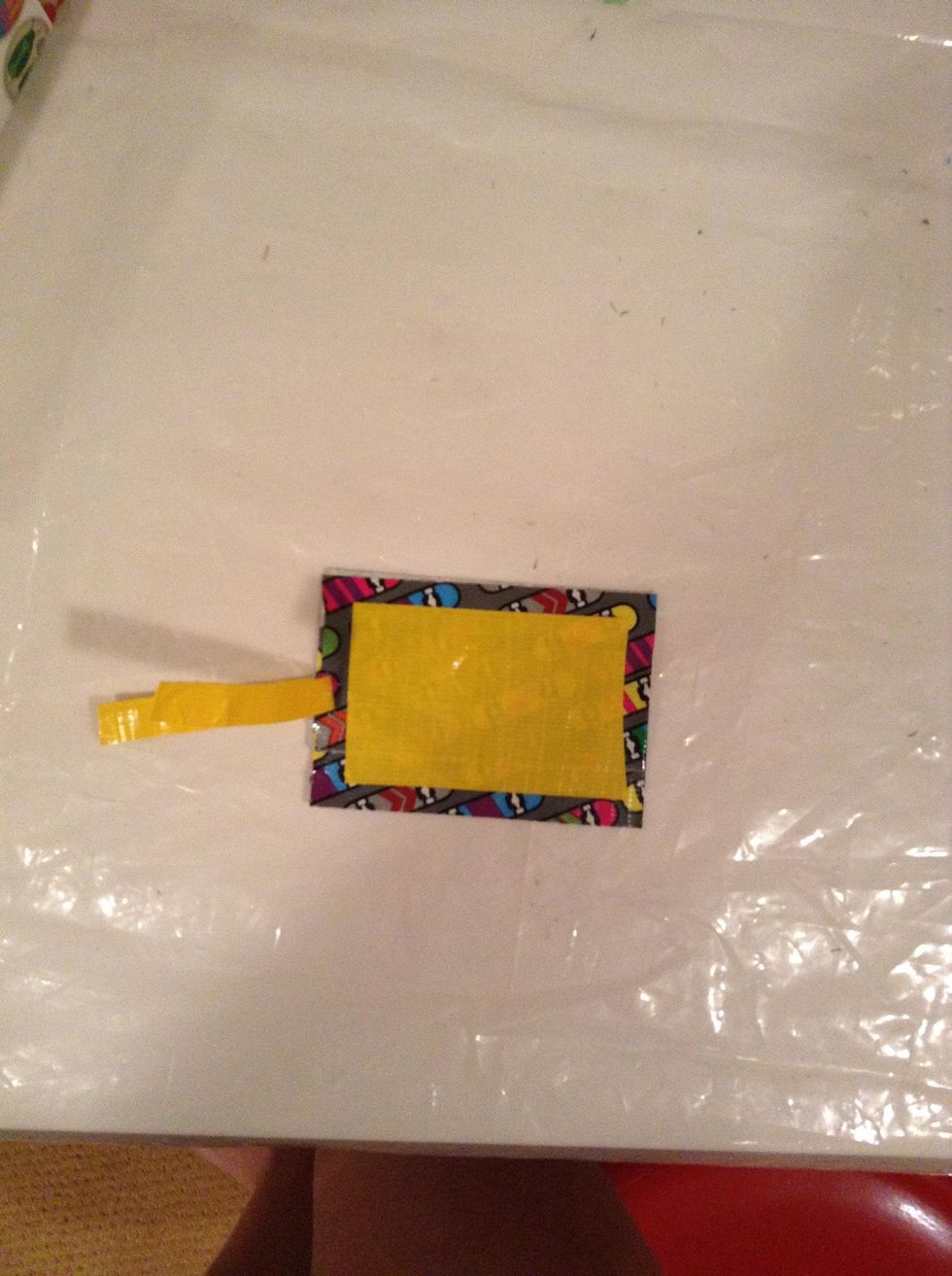 How to make a duct tape luggage tag B+C Guides
