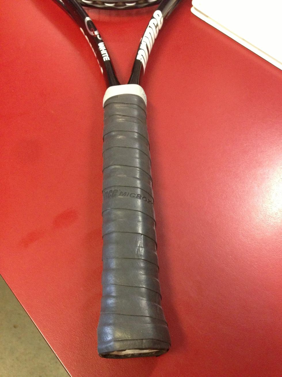 How to rewrap a tennis racket's grip B+C Guides
