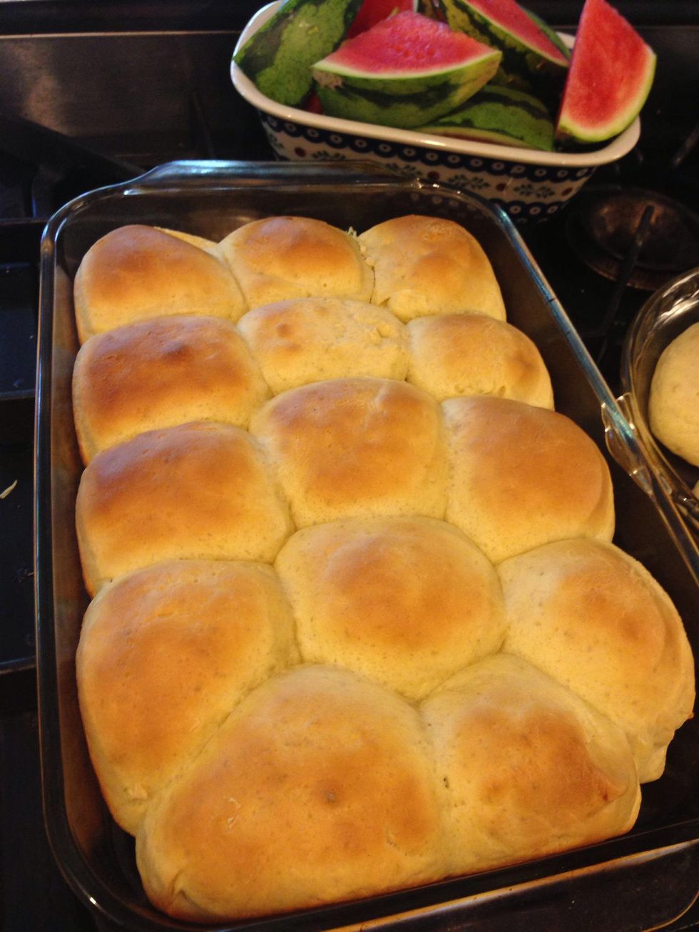 How to make easy nofail dinner rolls! B+C Guides