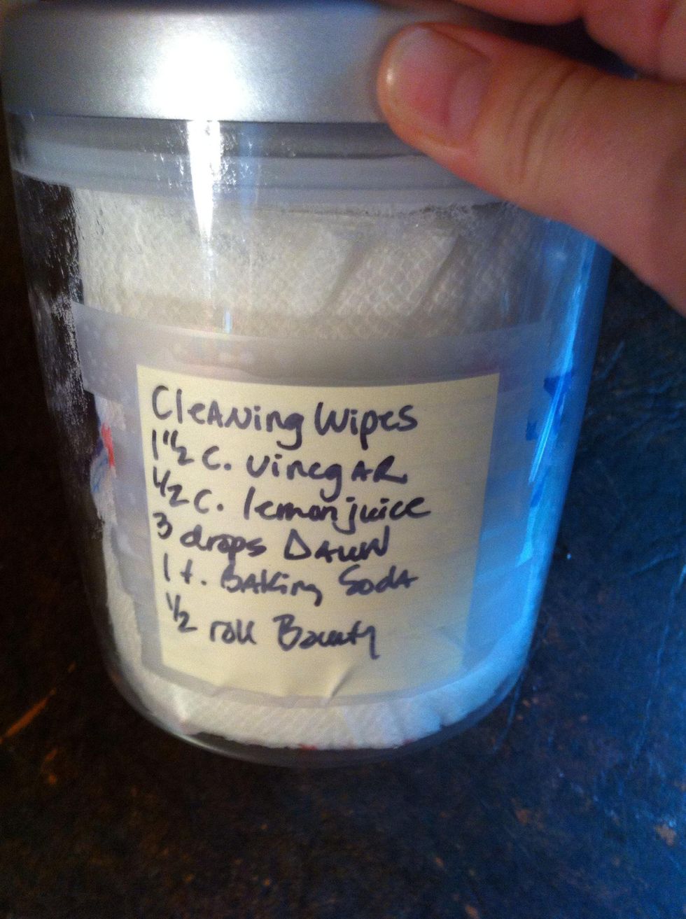 How to make homemade bathroom cleaning wipes B+C Guides