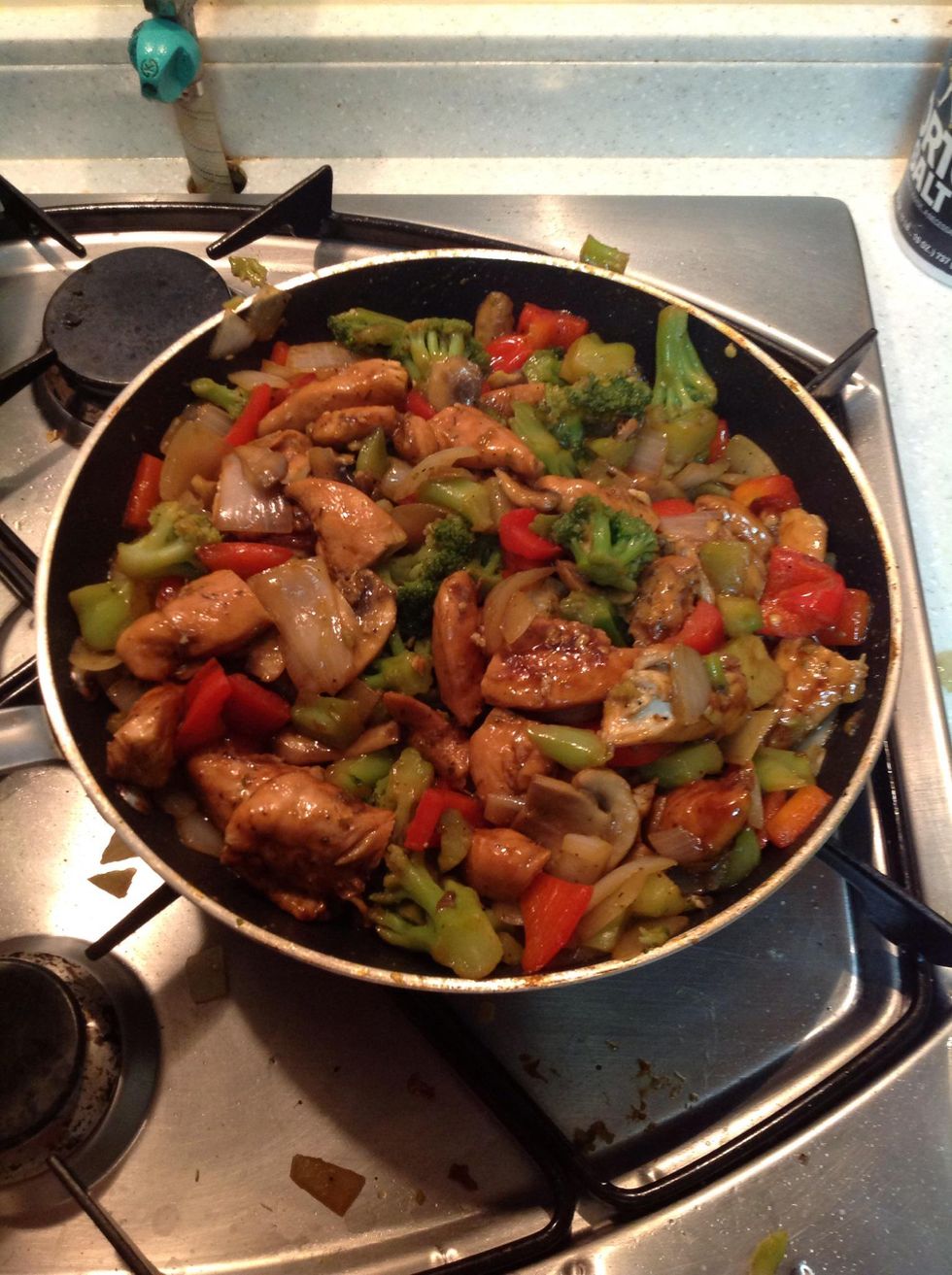 How to make teriyaki chicken stir fry - B+C Guides