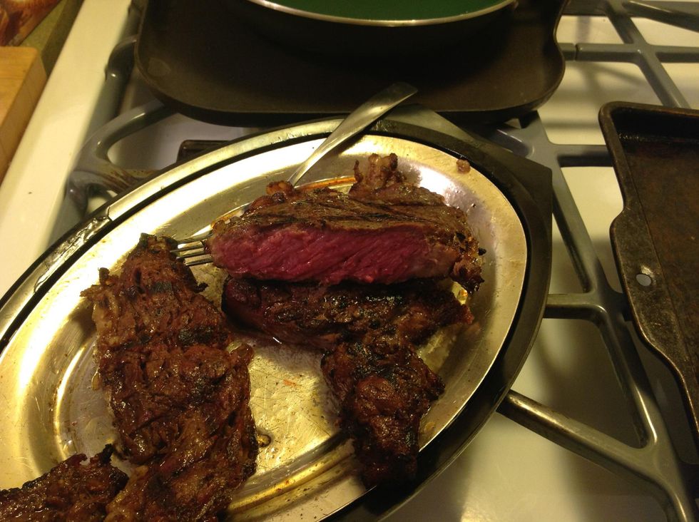 How to grill a steakhouse steak on a weber kettle B+C Guides