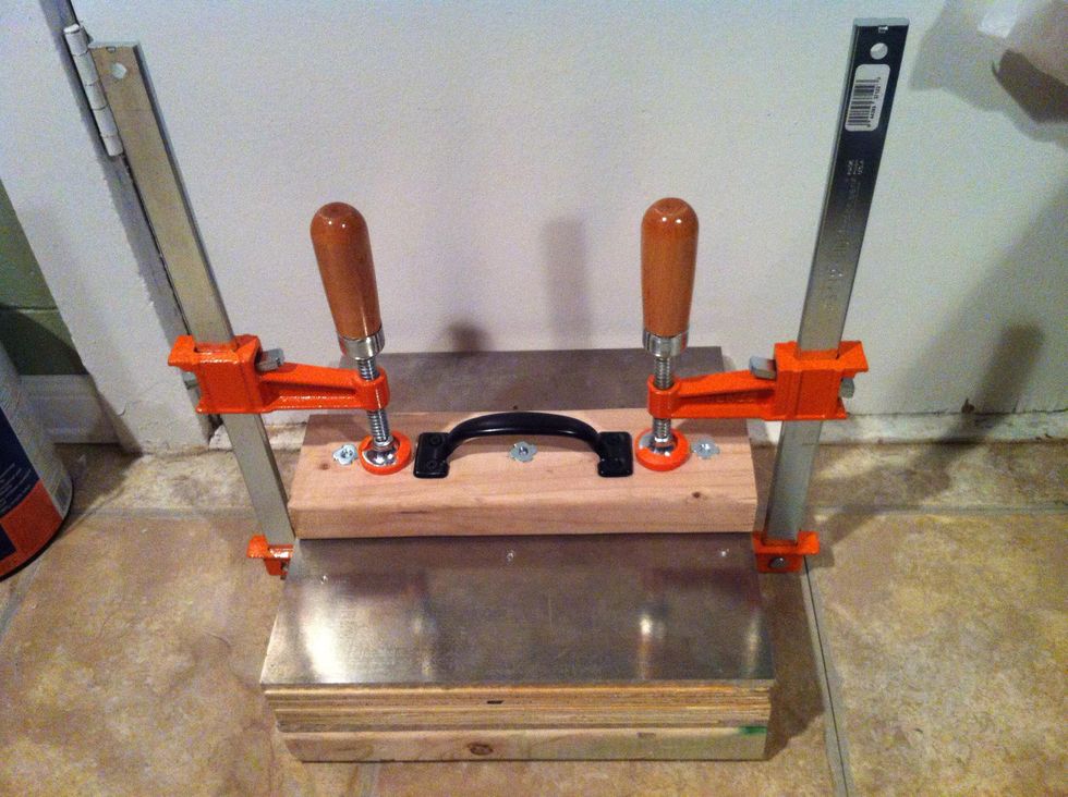 How to make a kydex holster/sheath press - B+C Guides