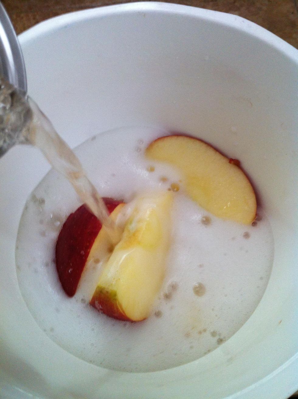 How to keep your sliced apples from turning brown B+C Guides