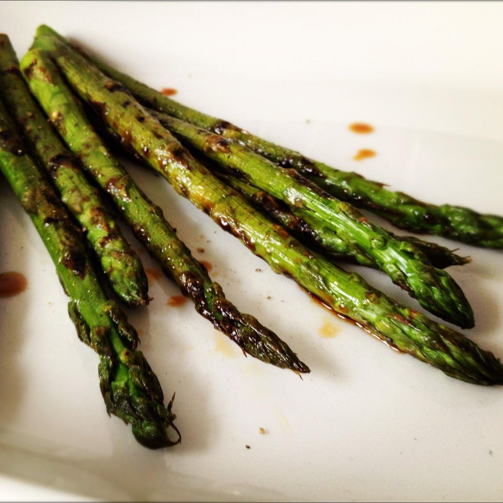 How To Cook Chargrilled Asparagus In Under 10 Minutes Bc Guides