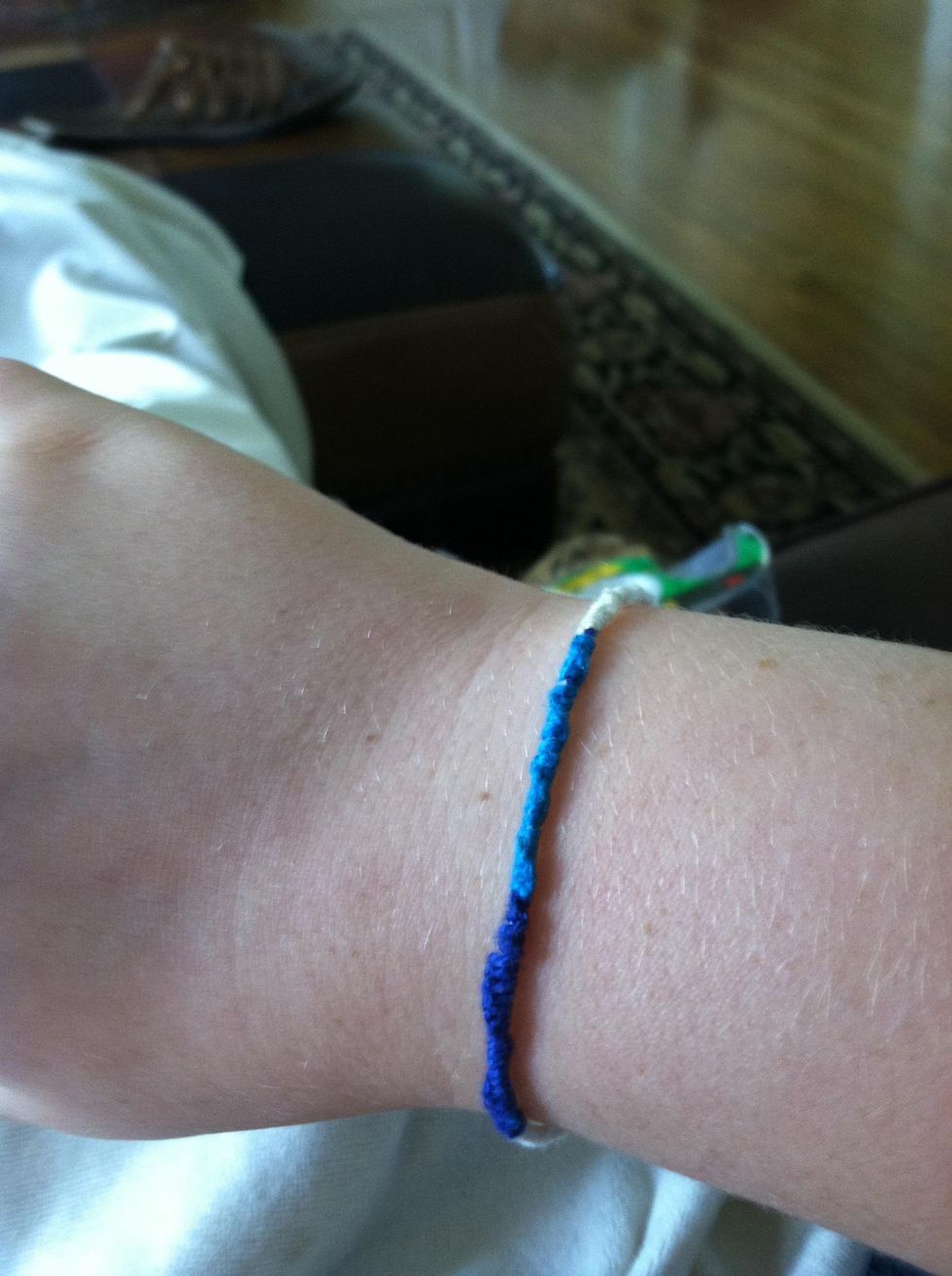 How to make a knot bracelet B+C Guides