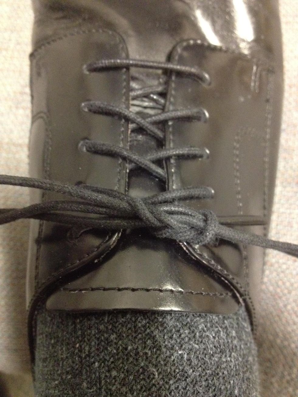 How to tie a quick release doubleknot in your shoelace B+C Guides