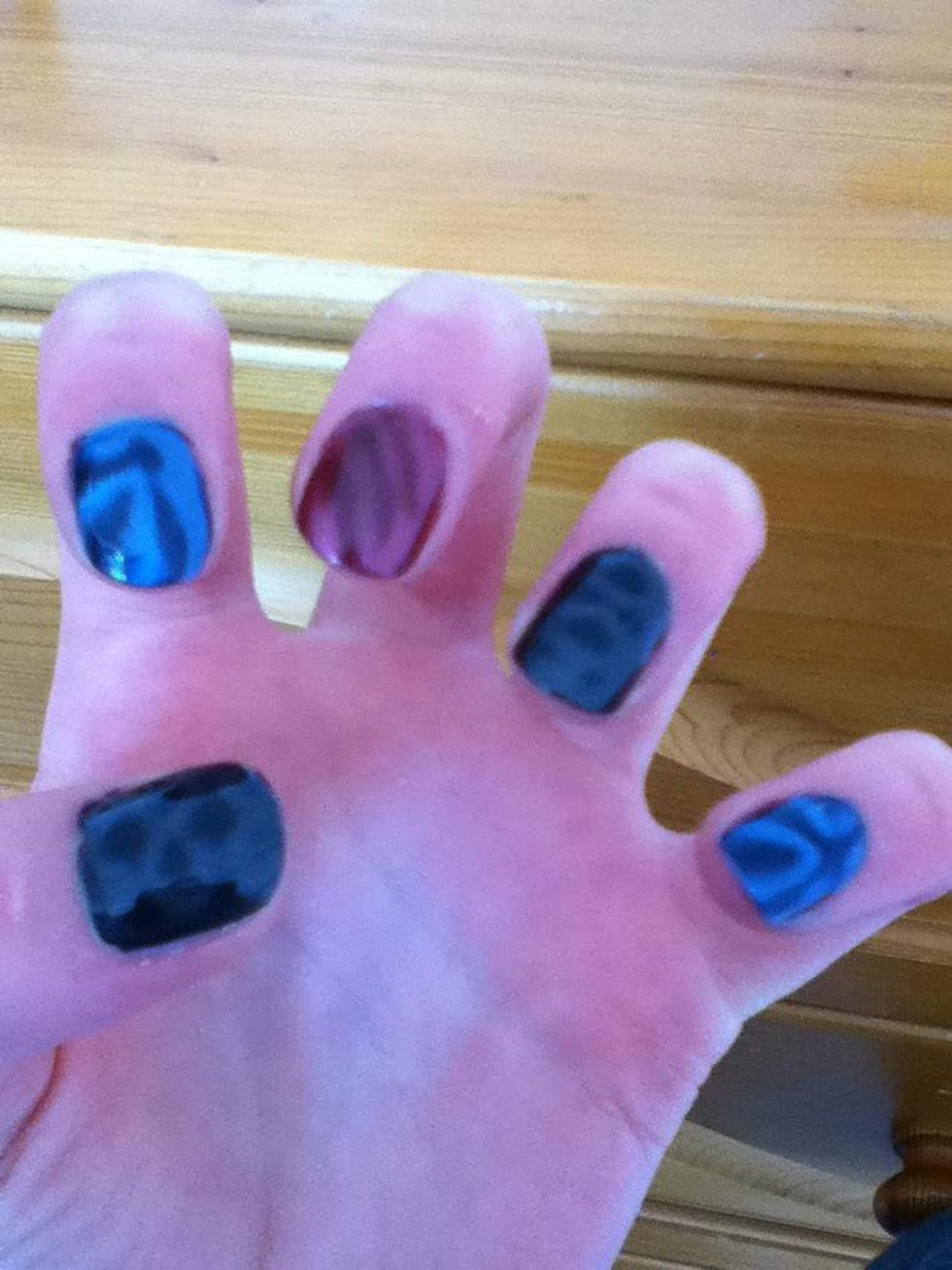 How to use nail polish B+C Guides