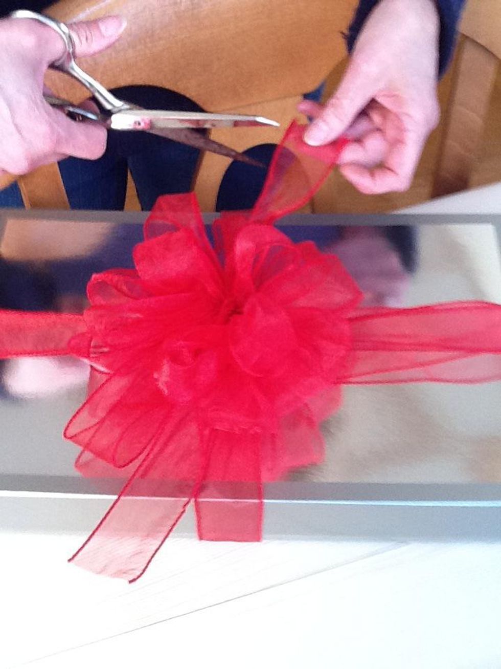 How to make a decorative bow B+C Guides
