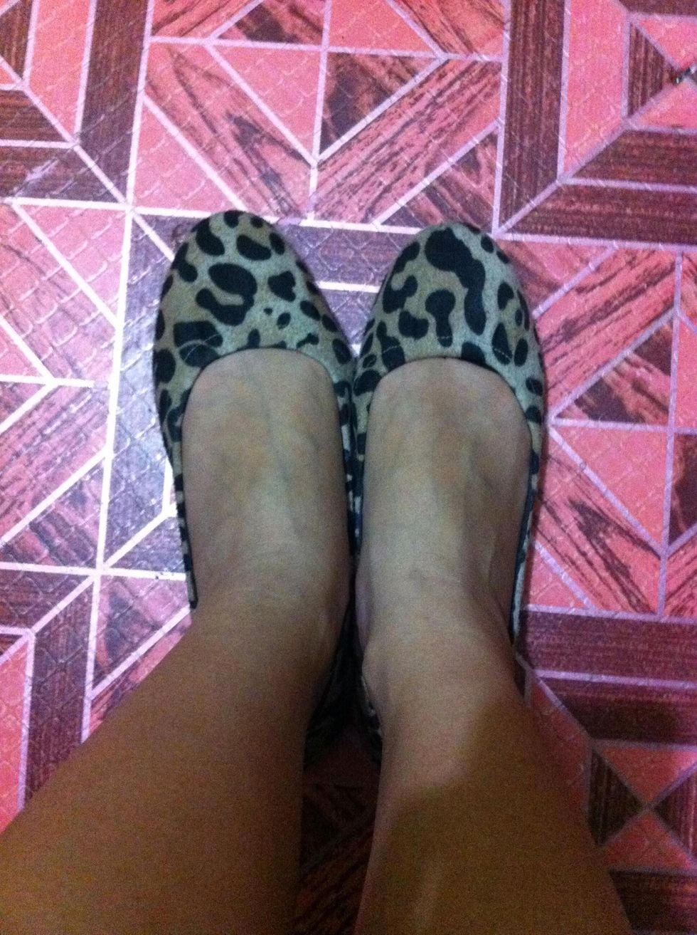 How to wear foot socks that don't show on doll shoes B+C Guides