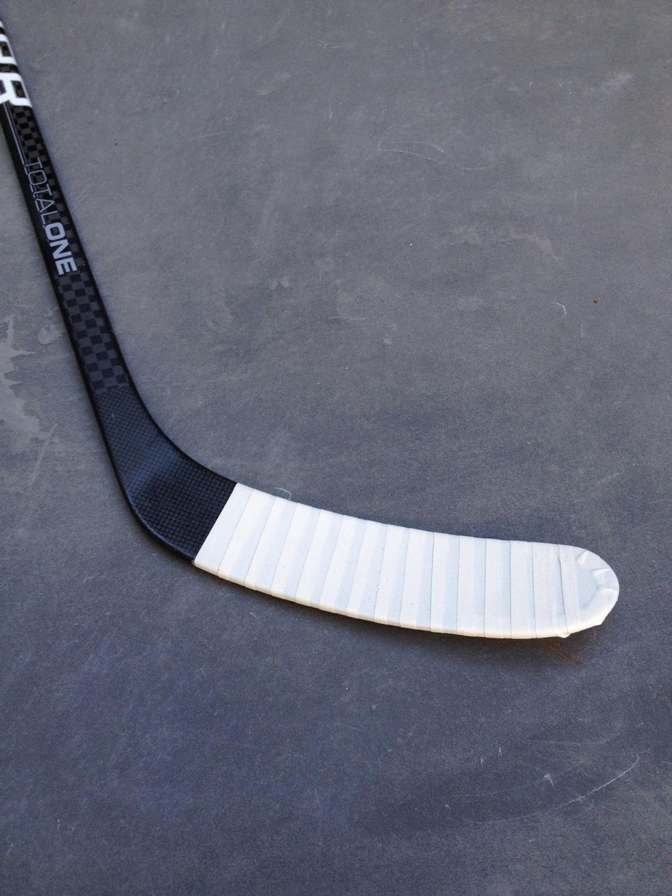 How to tape a hockey stick B+C Guides