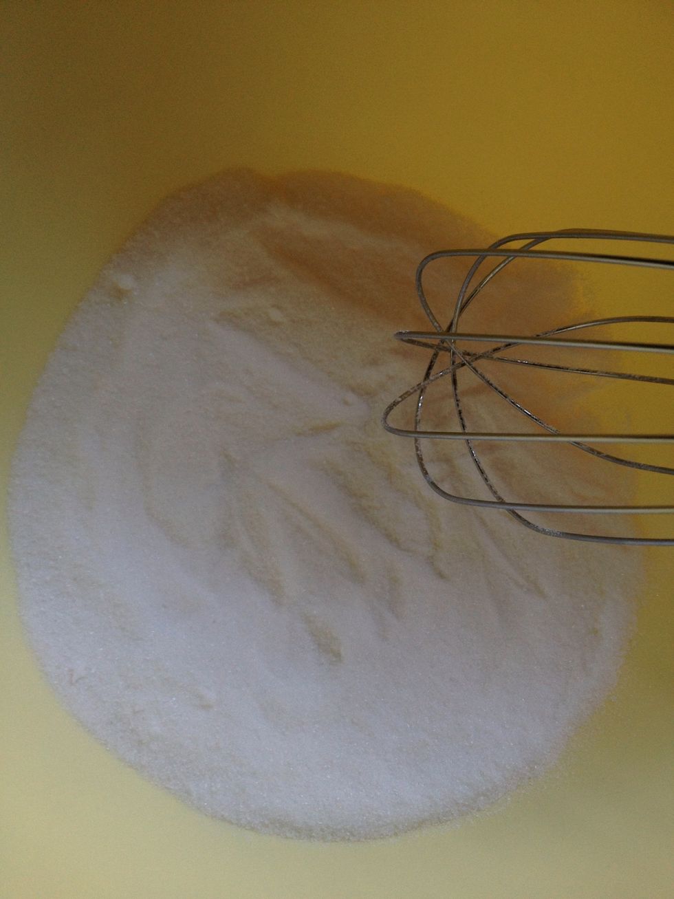 In a bowl mix the sugar with the vanilla powder extract or add liquid vanilla extract! Not too much