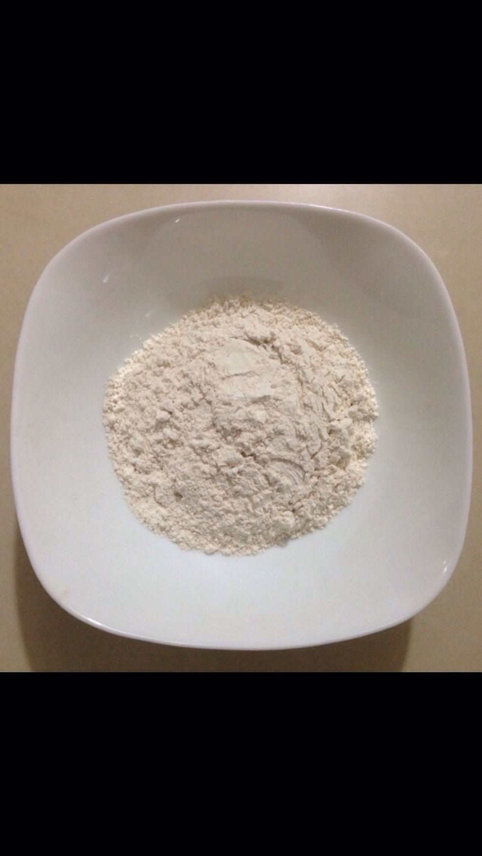 In a dry bowl