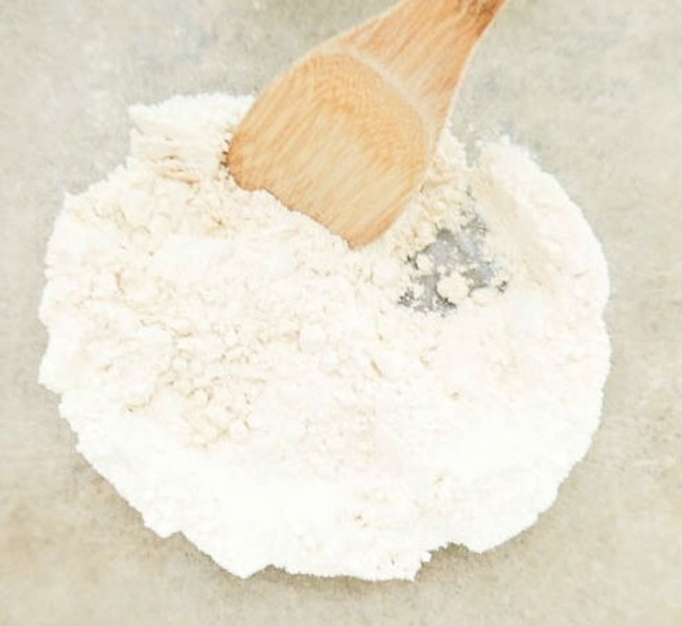 In a large bowl combine dry ingredients (whey, flour and baking soda)