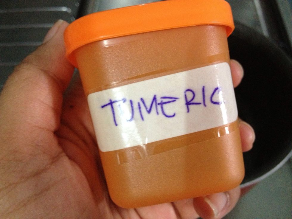 In a medium heat. Prepare 2.25 cups of water (room temp) in a sauce pan. Add in 1 tsp of ground turmeric