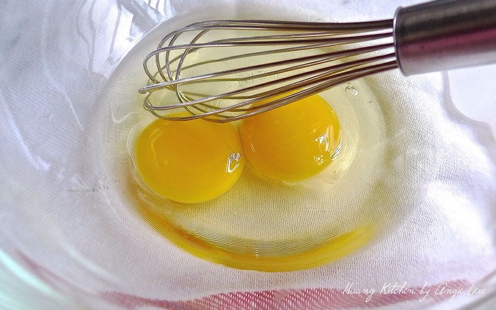 In a medium size bowl, whisk the eggs.