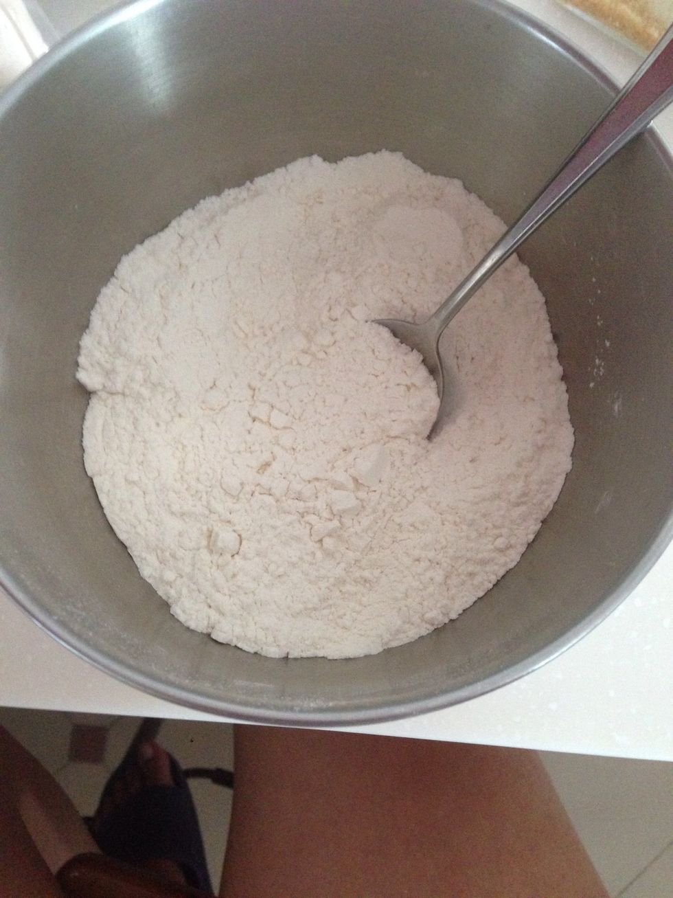 In a separate bowl, combine the flour, salt and baking soda