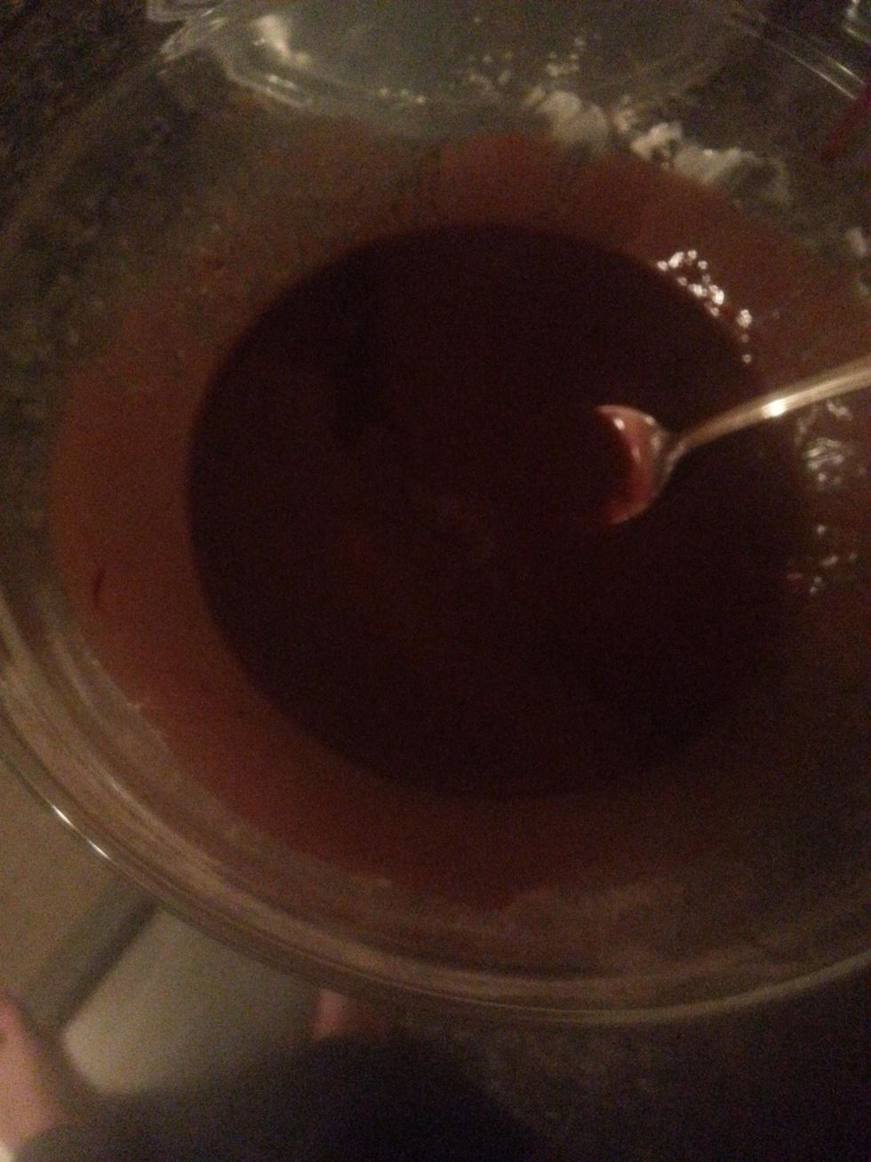 in another bowl, whisk the melted butter and melted chocolate until smooth.