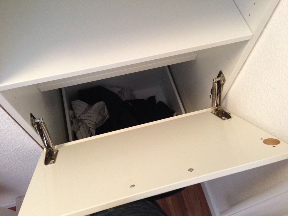 In fact we just did not install a shelf between the top and the bottom hatch.