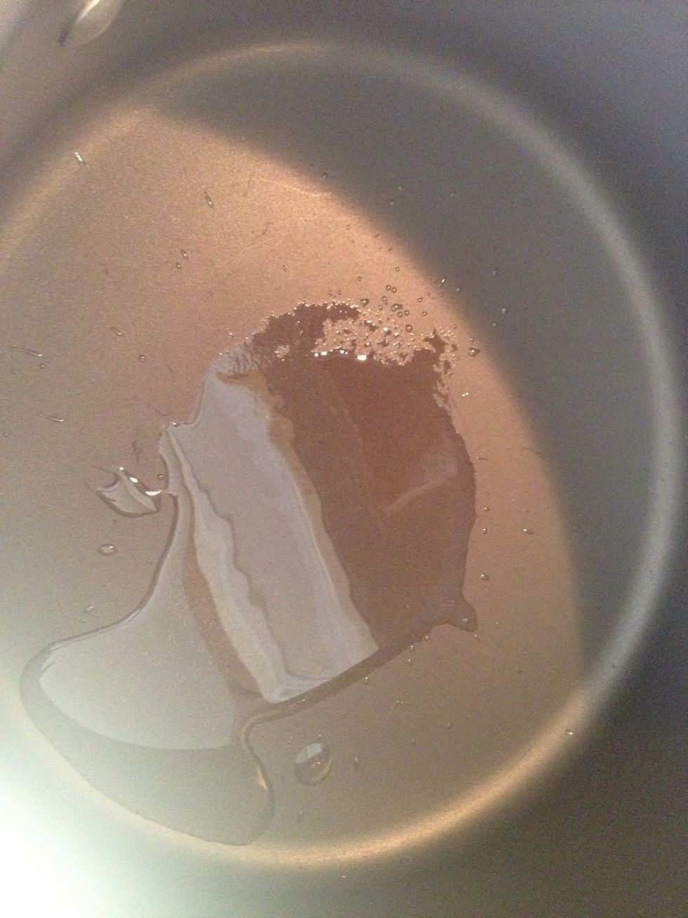 In lg skillet. Add 1 Tbs olive oil, over medium heat.