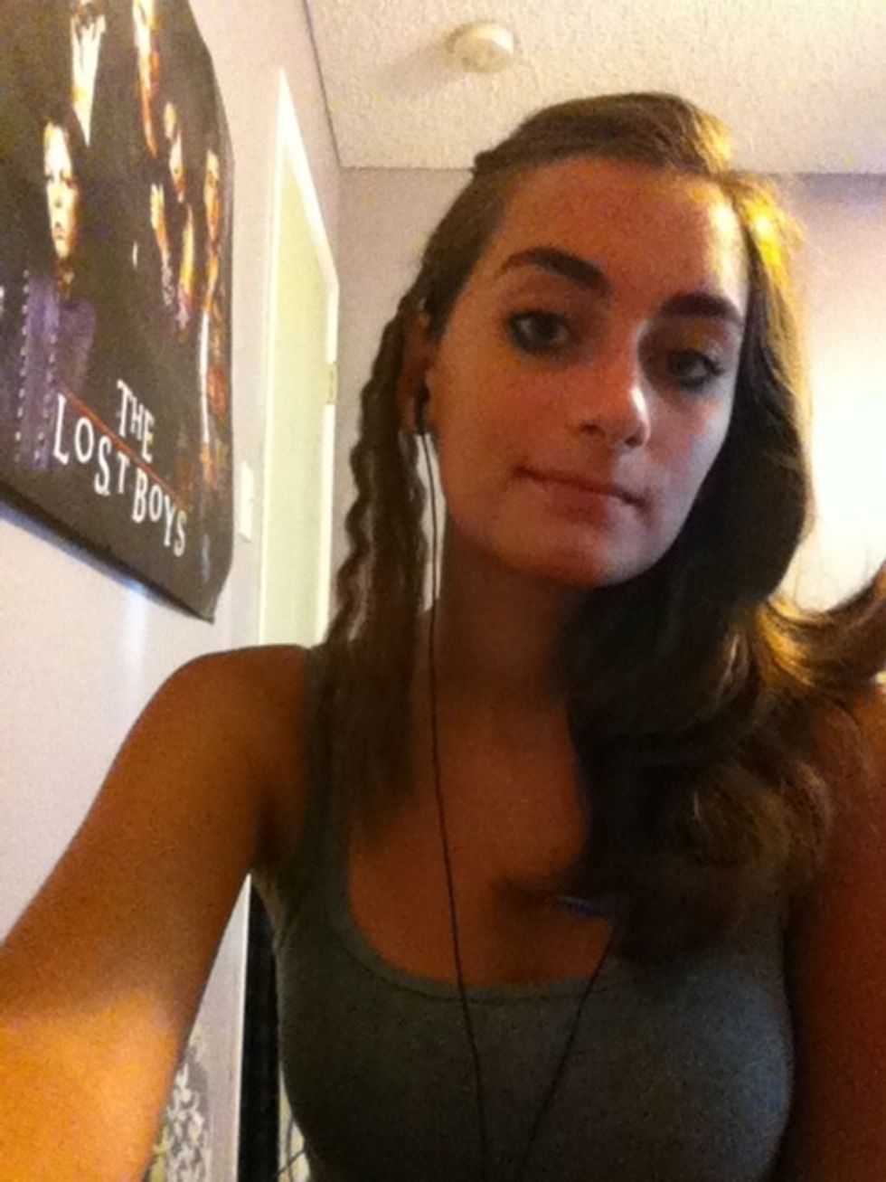 In order to get maximum texture, your hair needs to be disgustingly dirty. I haven't washed it in about a week. I know it's gross, but that's what dry shampoo is for.