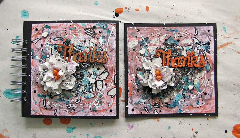 In the end glue it all together on the projects. It's finished.