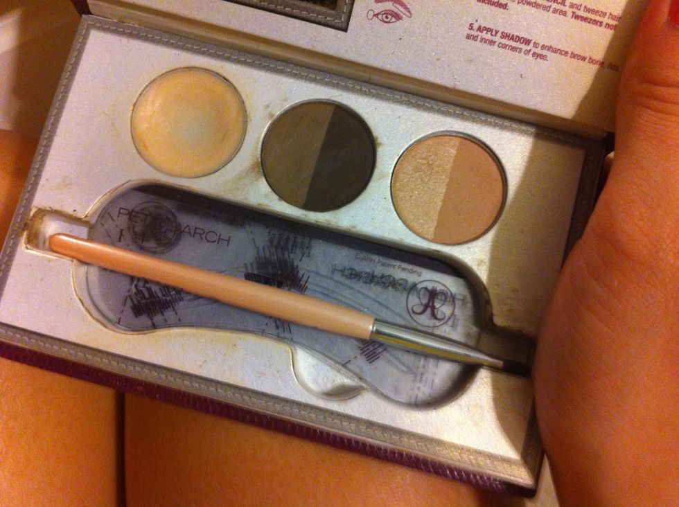 In the first quad is wax to hold the eyebrow filler throughout the day. The second quad is two shades to blend in. And the third quad are highlighters. I don't use the third quad.