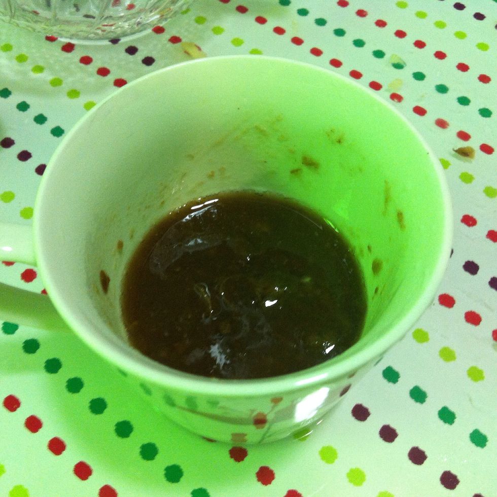 In the mean time add some hot water to the tamarind and dissolve it