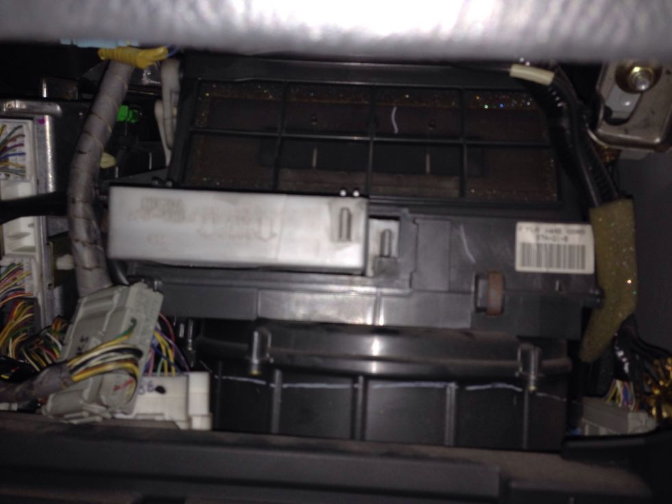 In this case, there are 2 elements. Remove the left one, slide the right one next and remove it too.