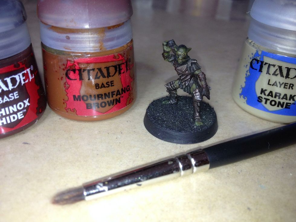 In this guide, I'll be showing you the colour scheme I use to base my miniatures, but feel free to come up with your own.