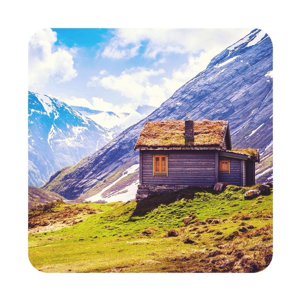 In this tutorial I'm going to show you how easy it is to create rounded corners with Afterlight App. I absolutely love it!