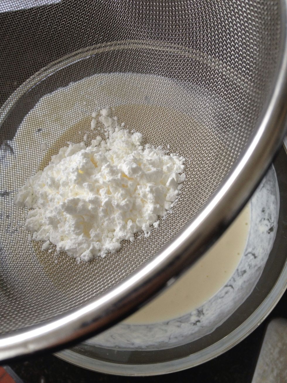 Incorporate 30 g cornstarch, sieved, ...