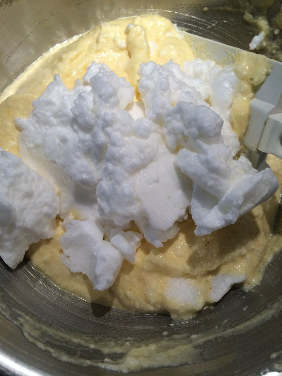 Incorporate the egg whites in the egg yolk-sugar