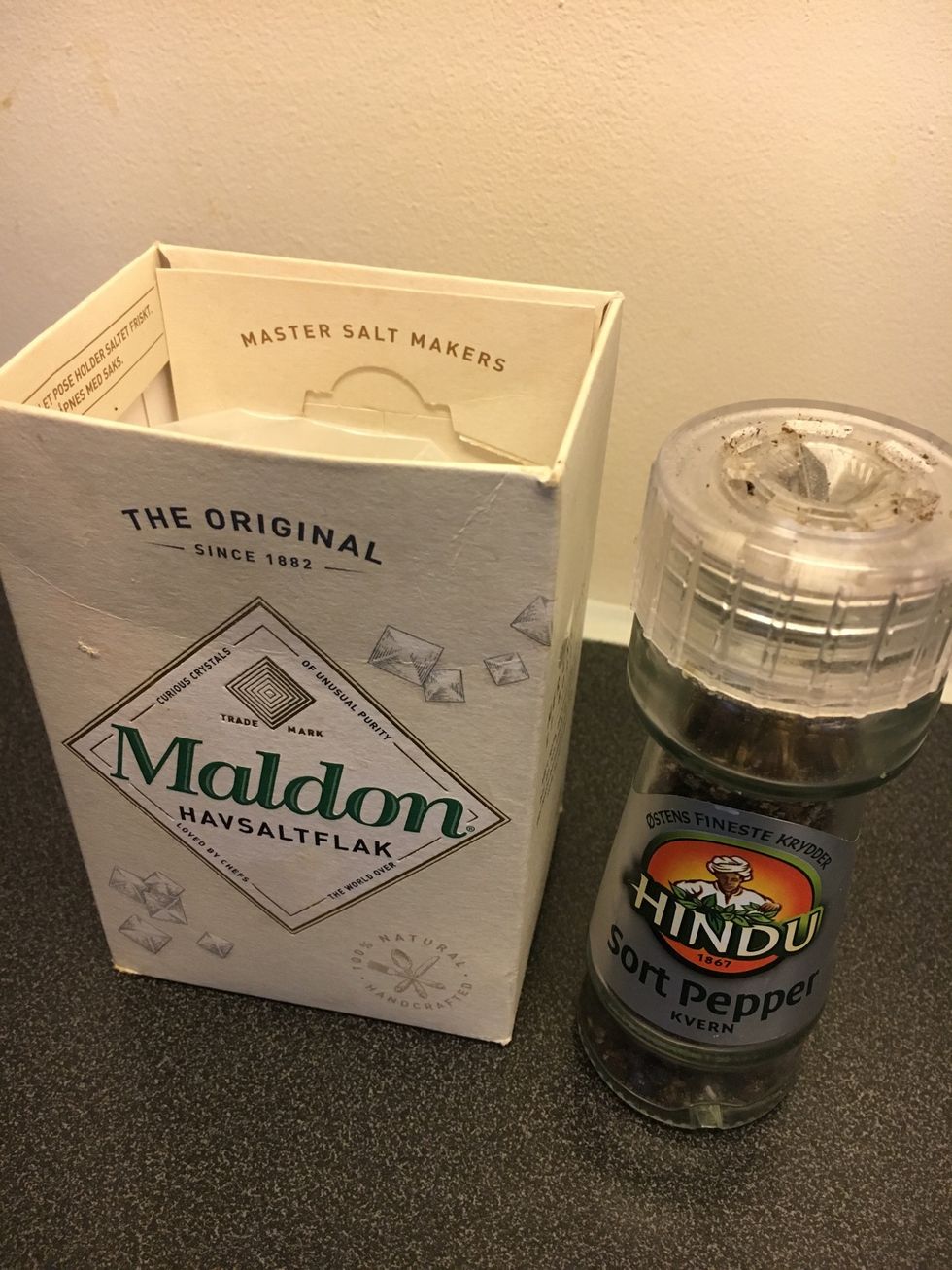 Ingredients cont. : Sea salt and black pepper