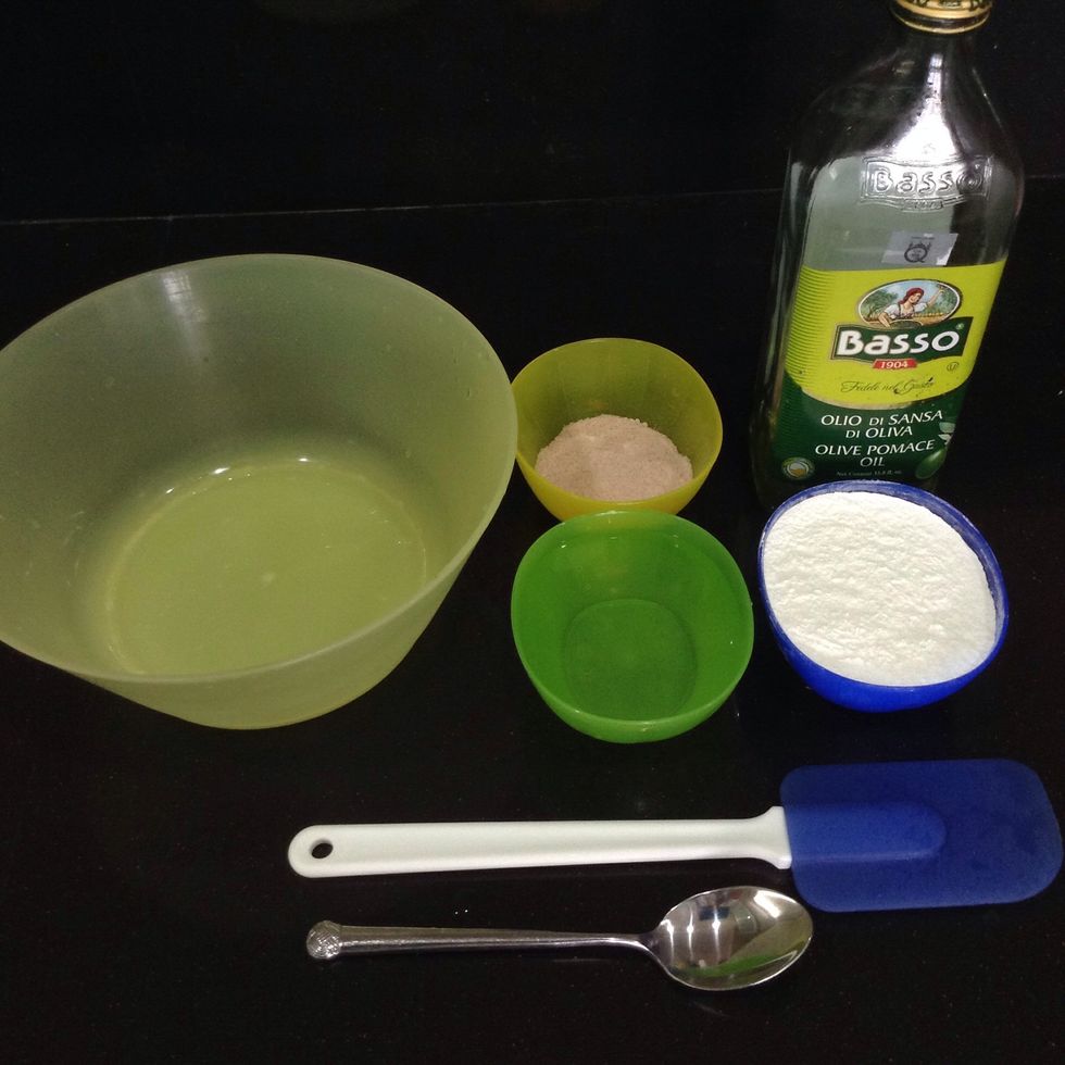 Ingredients! (Excuse my very unprofessional tools\ud83d\ude1c)