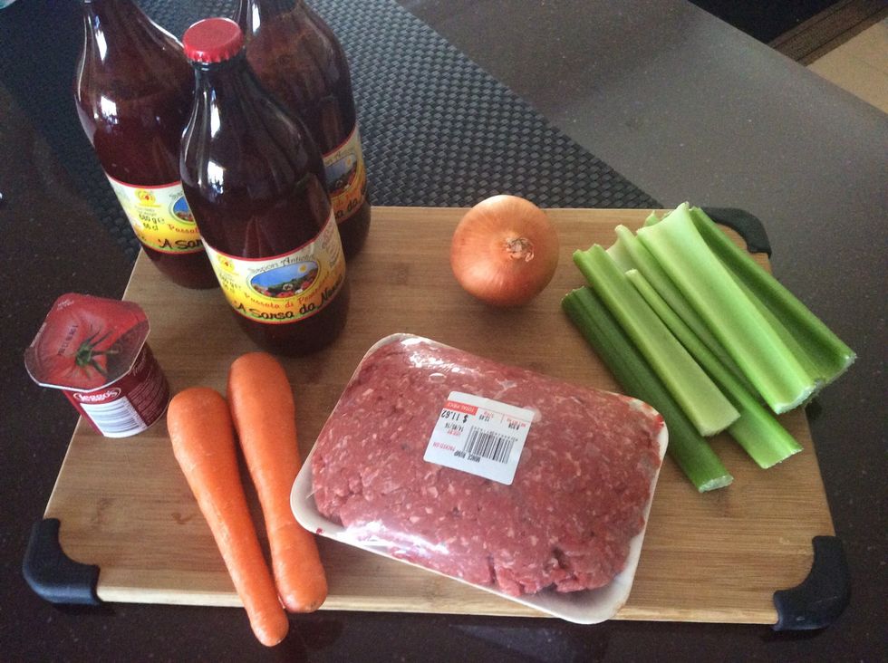 Ingredients for the sauce.
