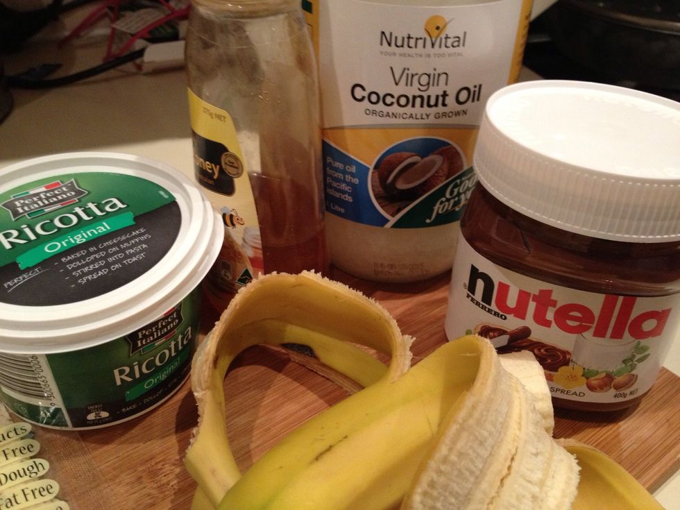Ingredients, plus your choice of wraps - Nutella is an optional extra I like to add for a chocolate fix. Adding cinnamon to the ricotta, banana & honey also makes for a delicious flavor upgrade!