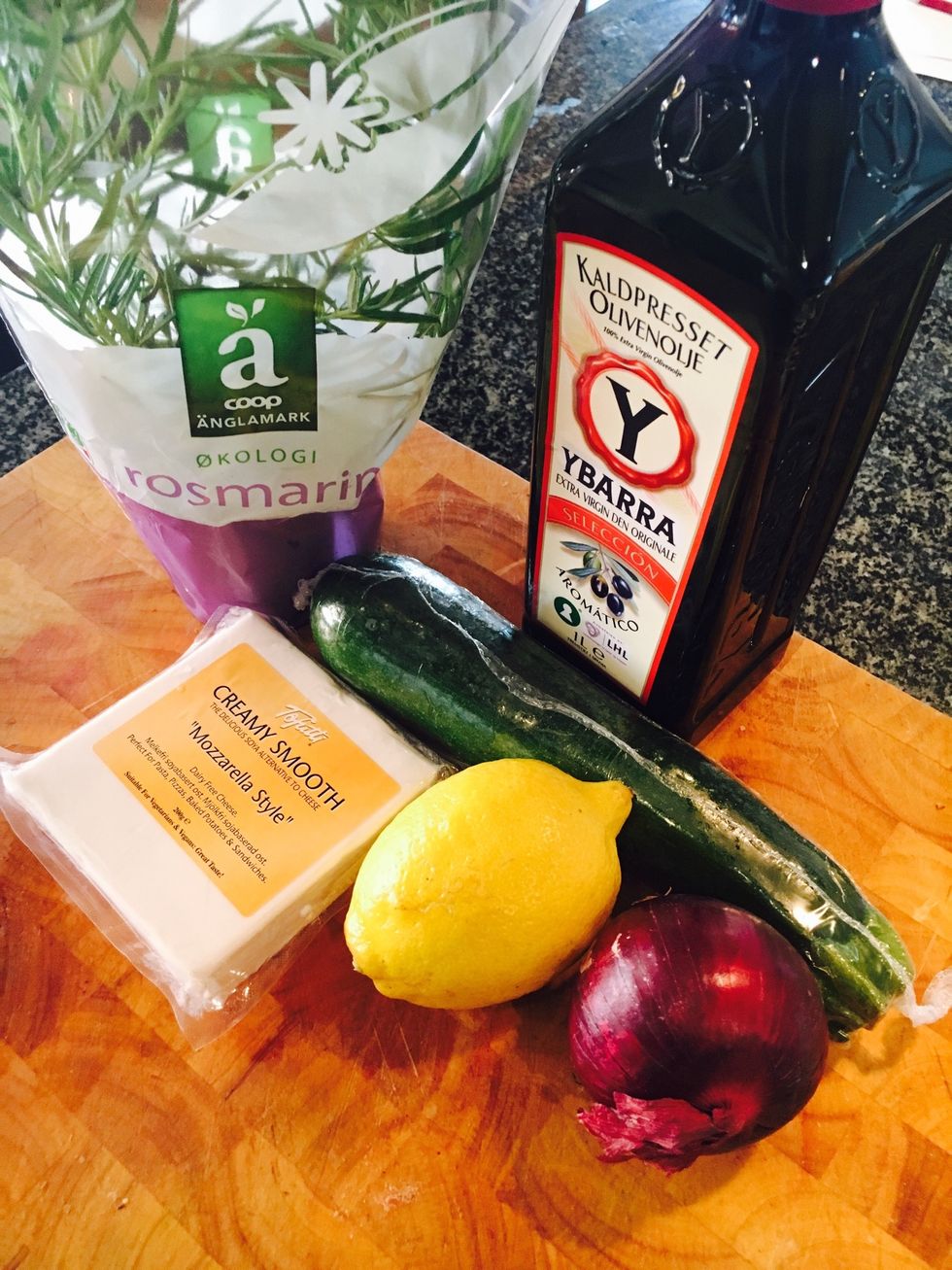 Ingredients: summer squash, lemon, tofu cheese, red onion, olive oil, rosemary, salt