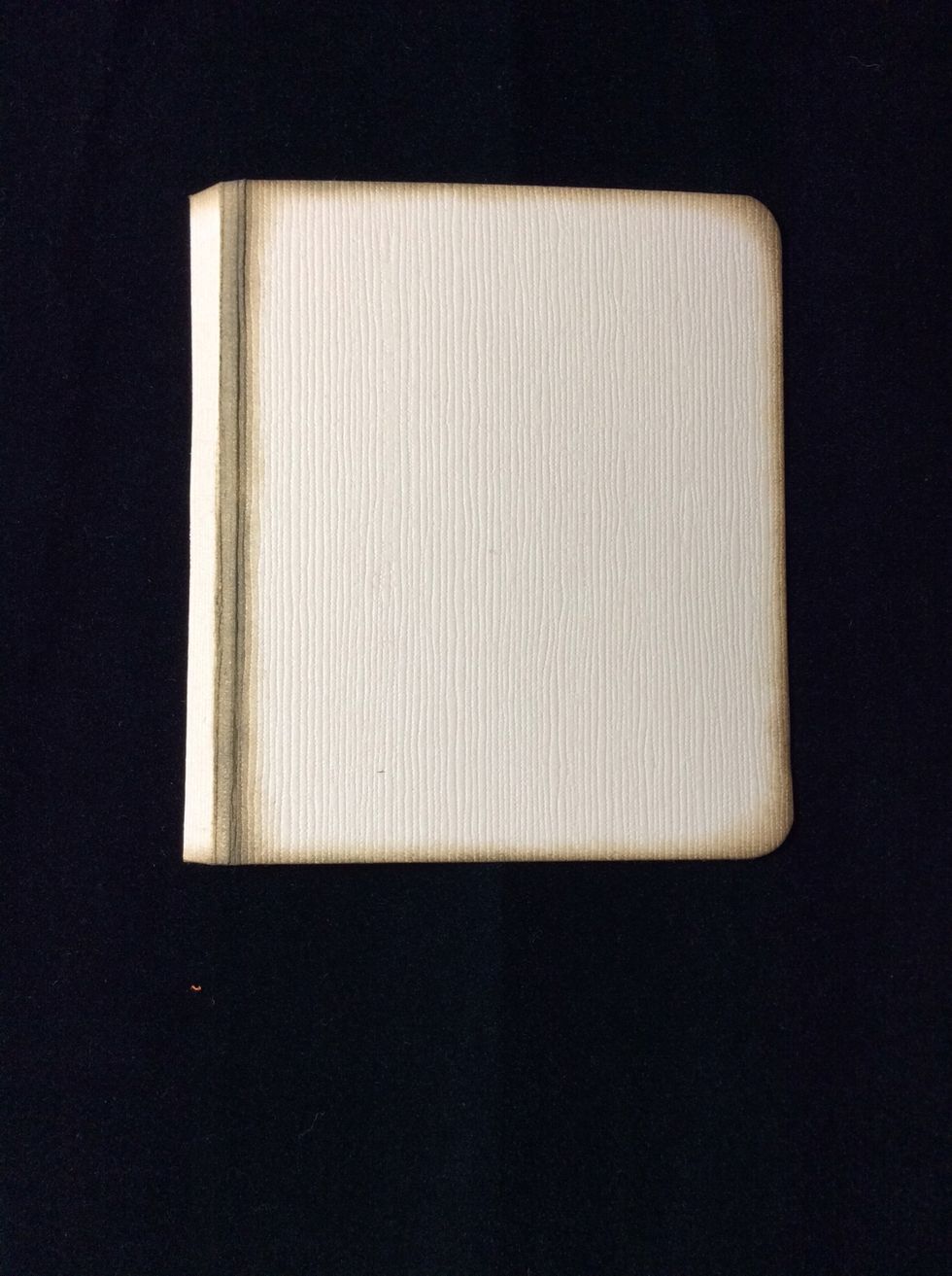 Ink around edges of hinge cover including the 1/8 inch spine section on both sides