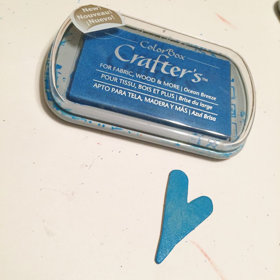 ink chipboard heart with Ocean Breeze Ink.