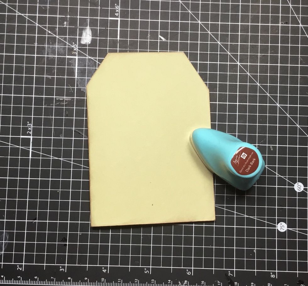 Ink edges of tag. I have used Prima Dark Bark chalk ink.