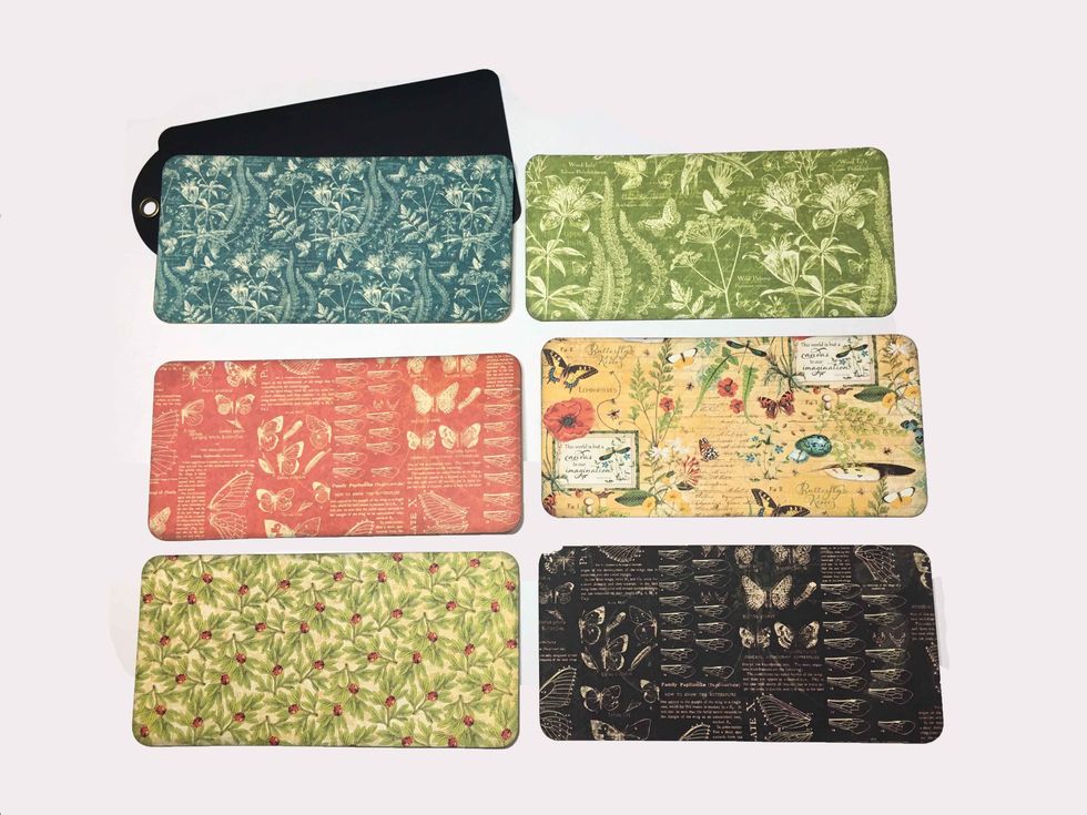 Ink the edges and round the corners to fit the 3 tags not shortened.